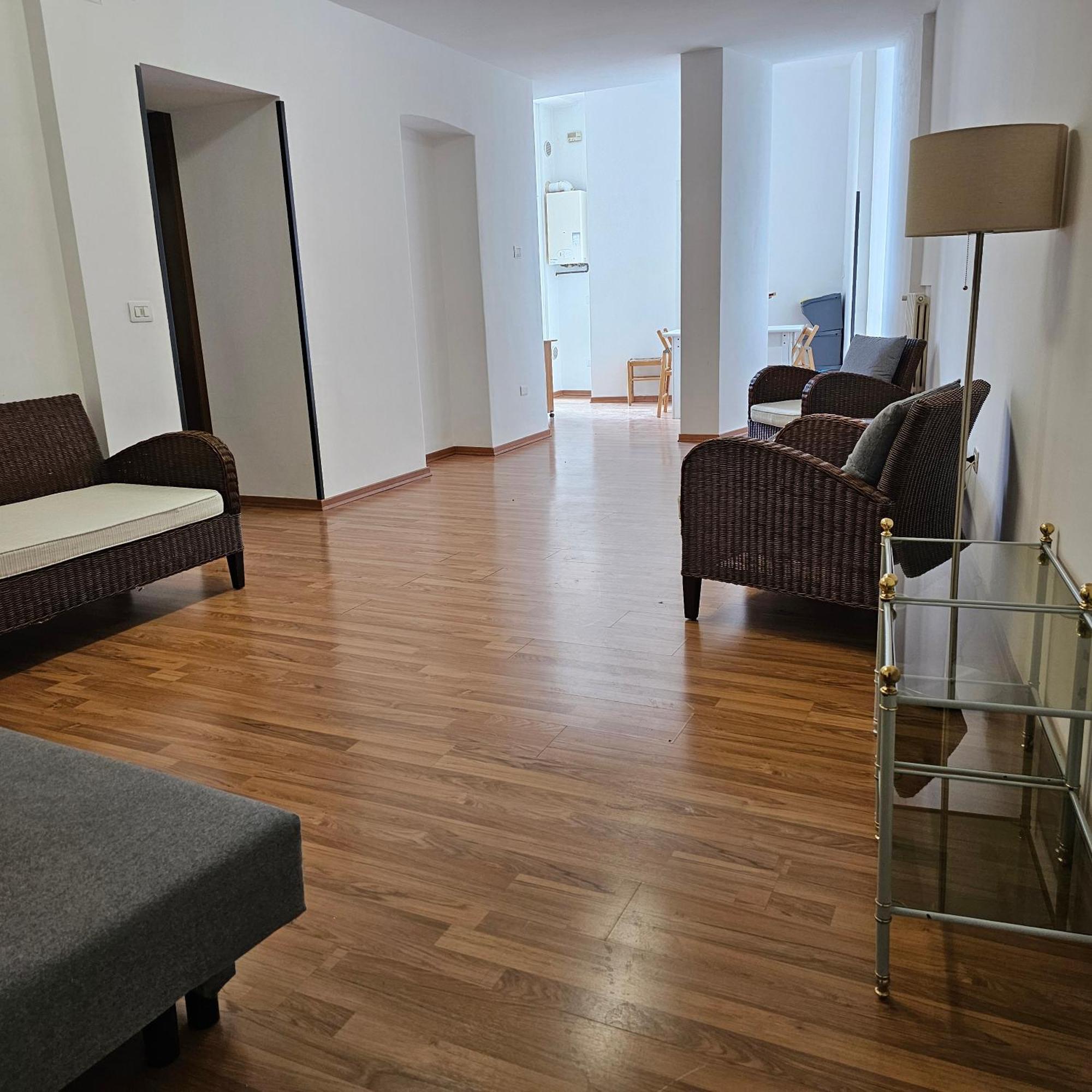 Essential Room & Parking In Centro Citta Con Parcheggio Privato E Wifi Potenza Eksteriør bilde